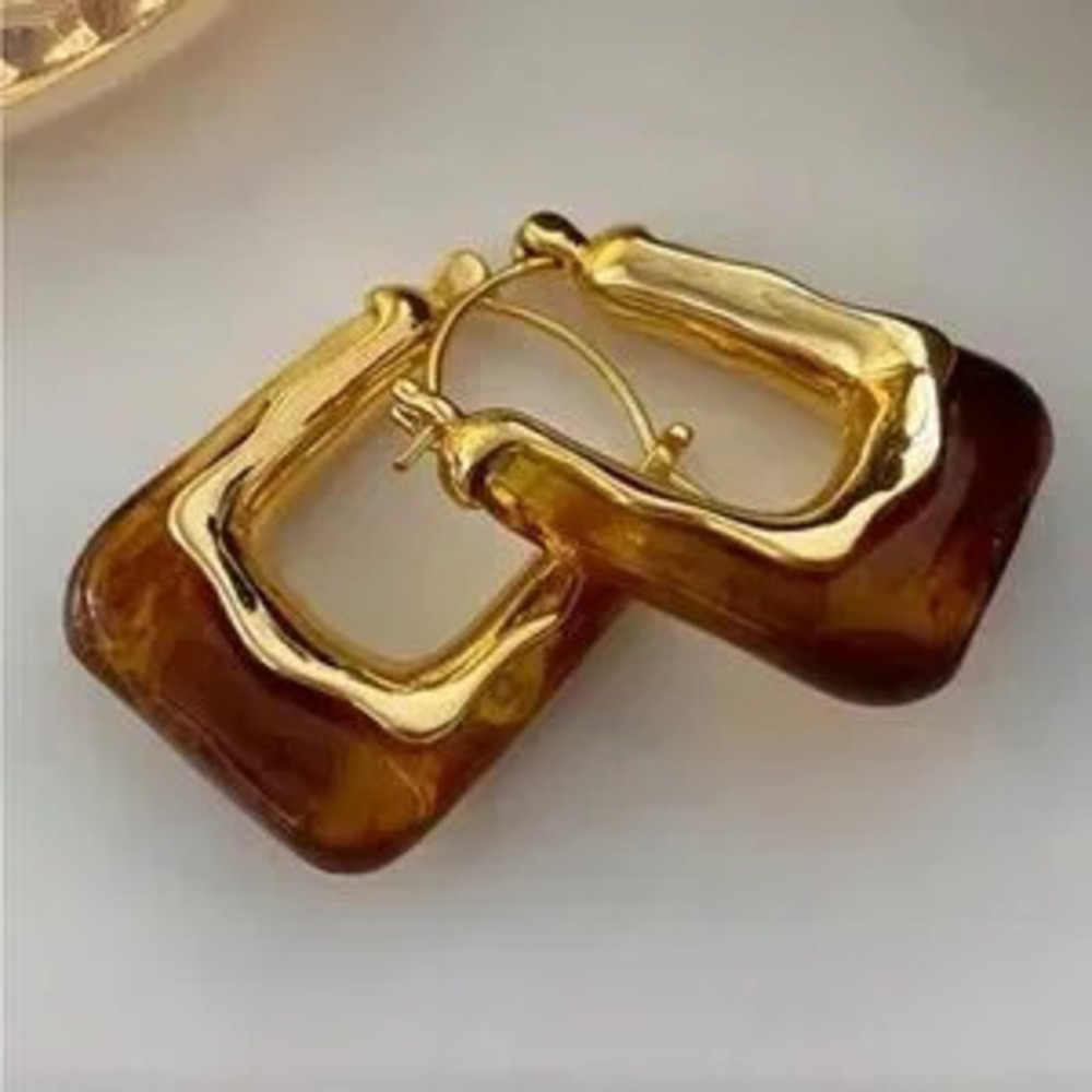 Zara style Vintage U-Shaped Hoop Earrings C Stylish & Timeless Design